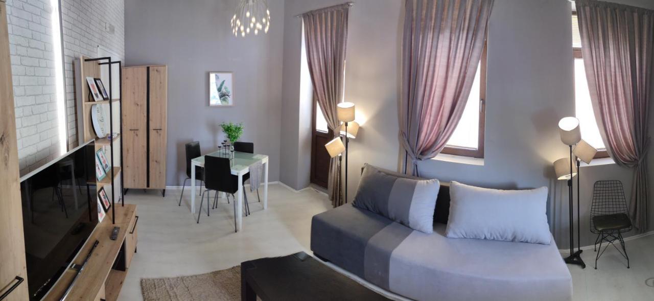 ביטולה Inbox Apartments מראה חיצוני תמונה